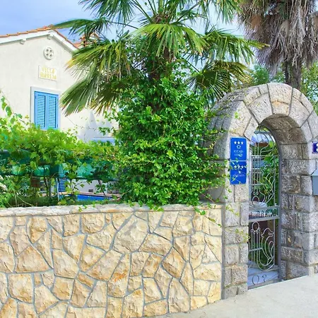 House Maria * Pinezici (Krk)