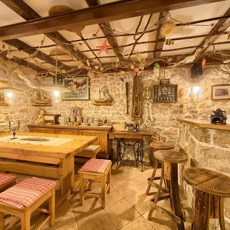 House Maria * Pinezici (Krk)