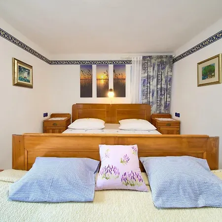 Holiday home House Maria Pinezici (Krk)