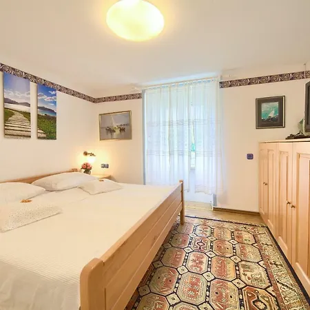 House Maria Пинезичи